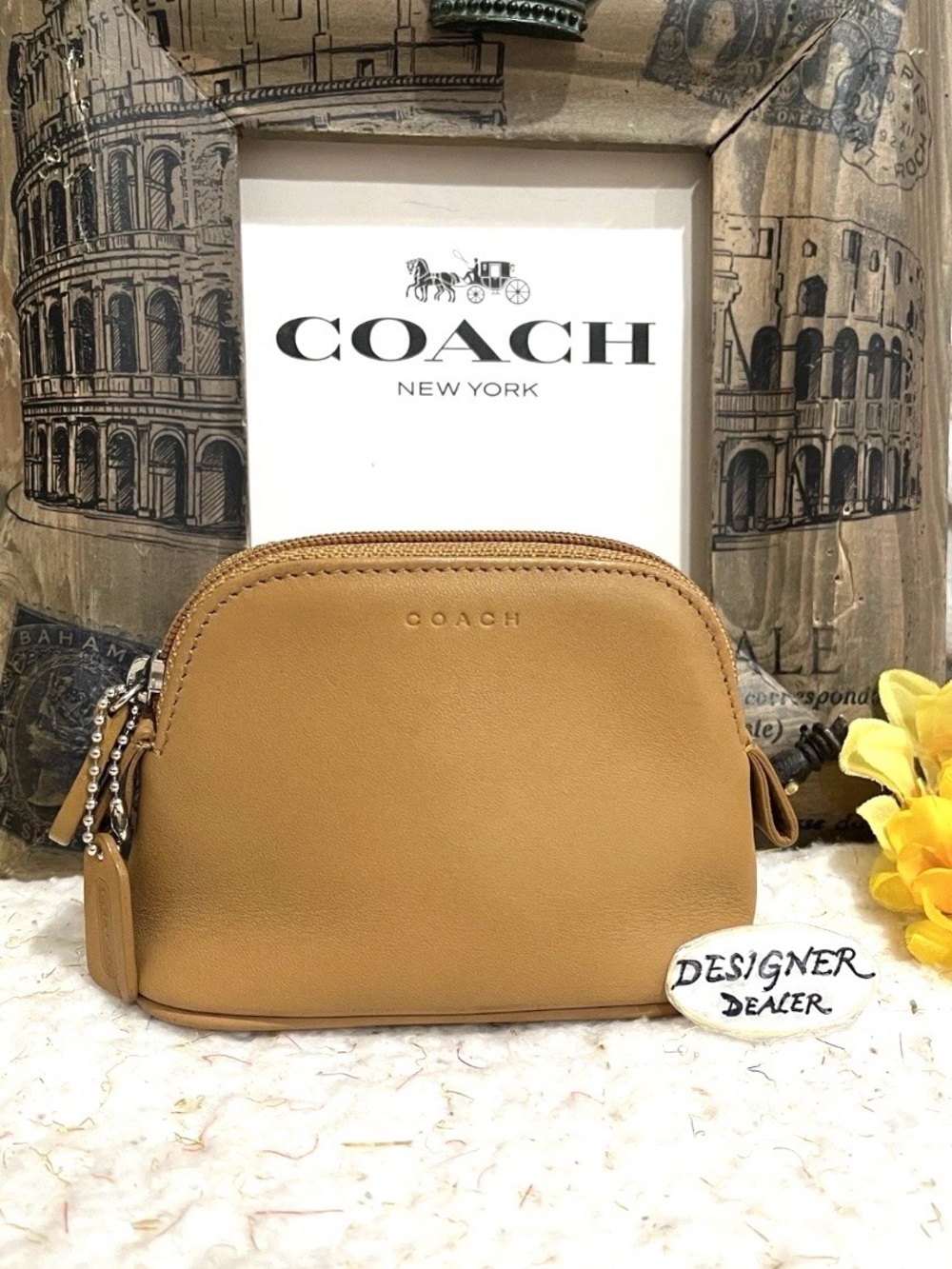COACH Vintage Dome Leather Mini  Pouch Camel EUC! RARE! 💎💎